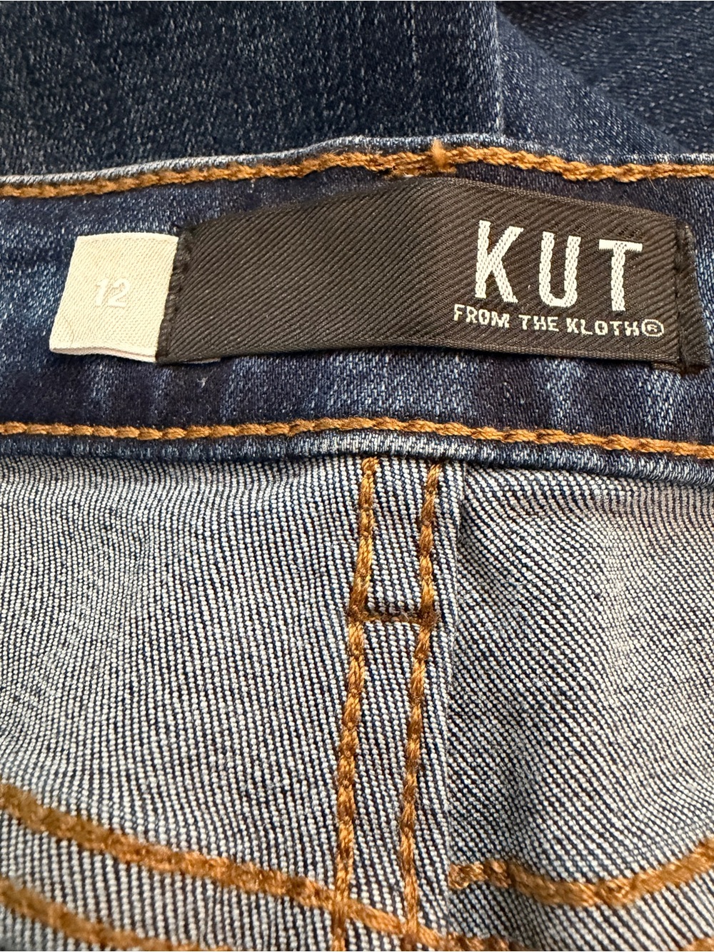 KUT Charlotte Fab Ab Coulotte Wide-Leg Crop Jeans in Mid Wash Blue 12 - Picture 5 of 7